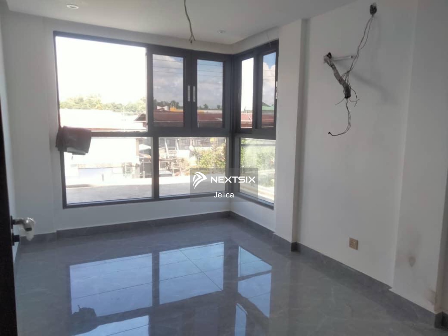 Semi-detached House For Sale in Kota Kinabalu Sabah - Image 9