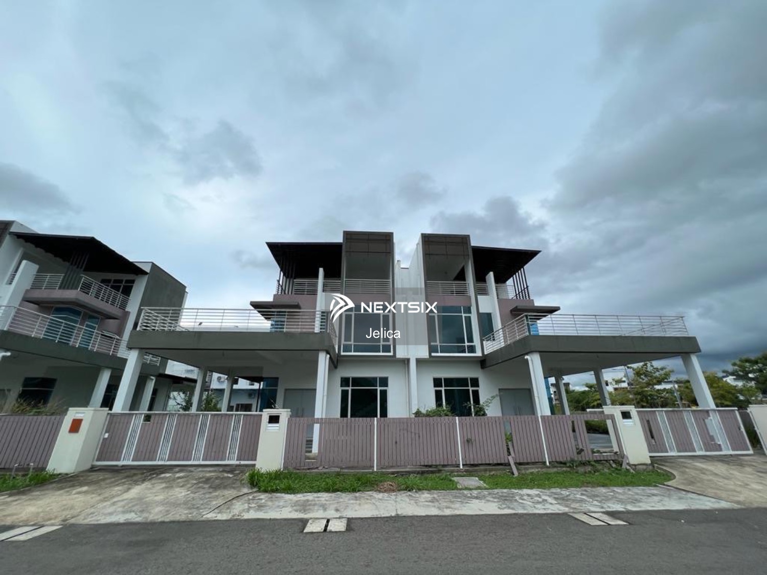 Semi-detached House For Sale in Kota Kinabalu Sabah - Image 17