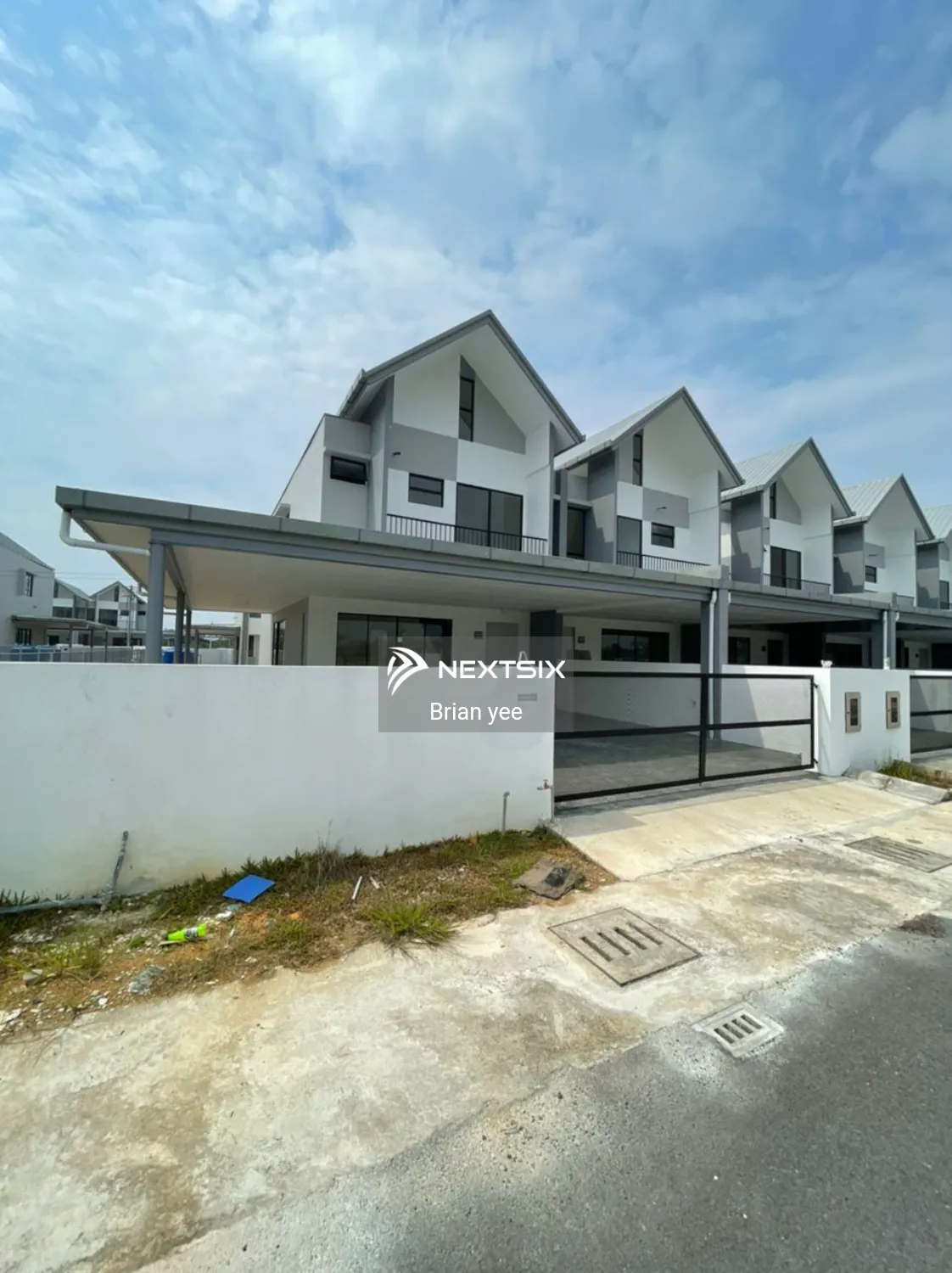 2-sty Terrace/Link House For Sale in Kota Samarahan Sarawak