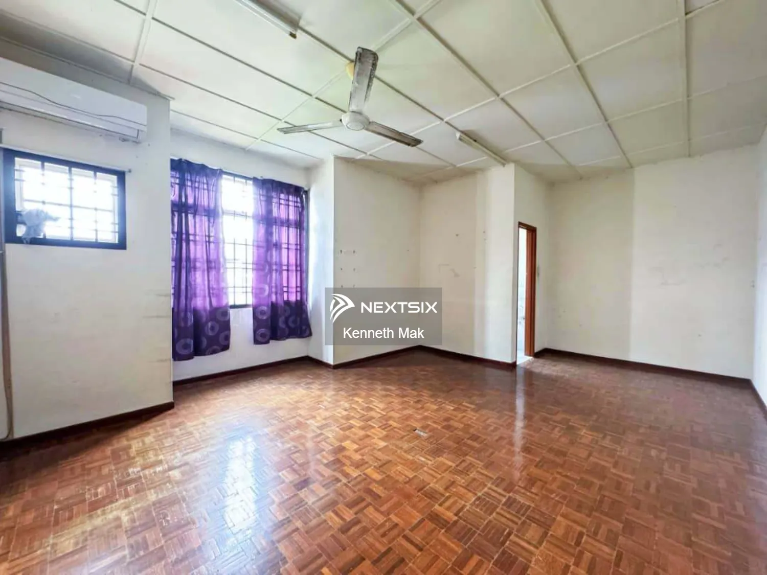 Double Storey @ Taman Setia Indah - LONG CARPORCH CAN PARK 4 CAR