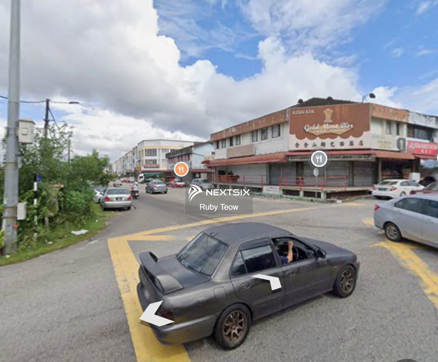 Tmn Ungku Tun Aminah - 2 Sty Shop Lot (Corner) For Rent