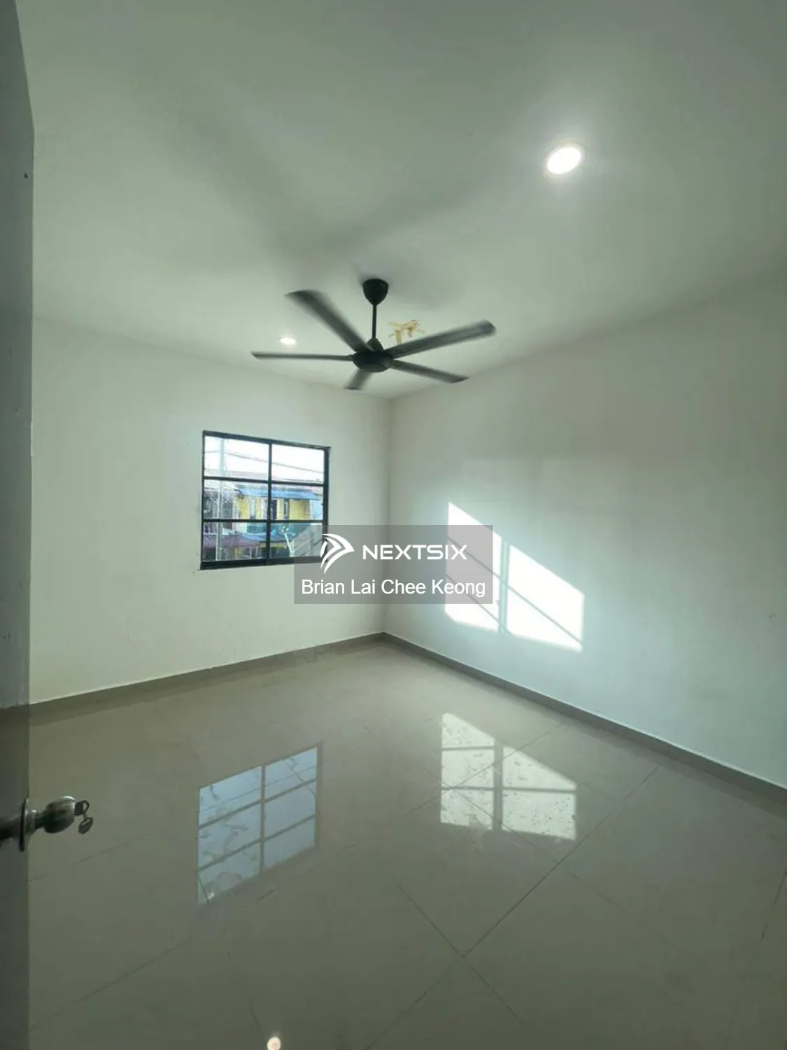 2 Storey lowcost @ Jalan Makmur / Damai Jaya / Fully Extend / Renovate