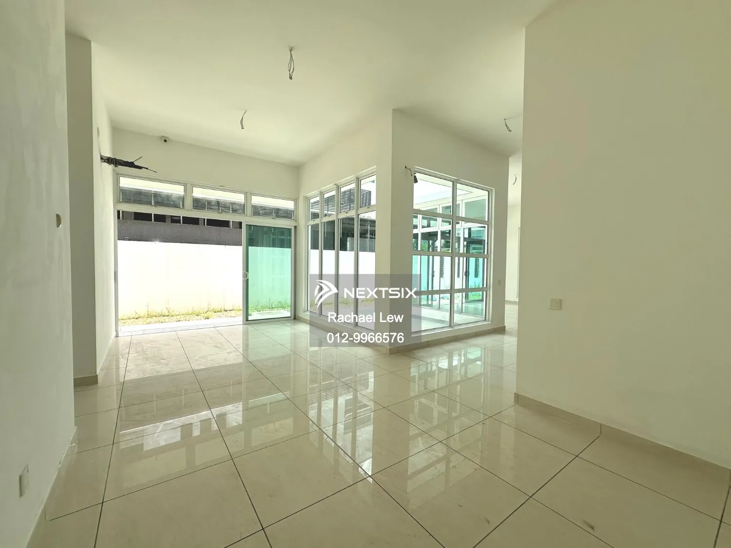 Semi-detached House For Sale in Setia Tropika Johor - Image 10