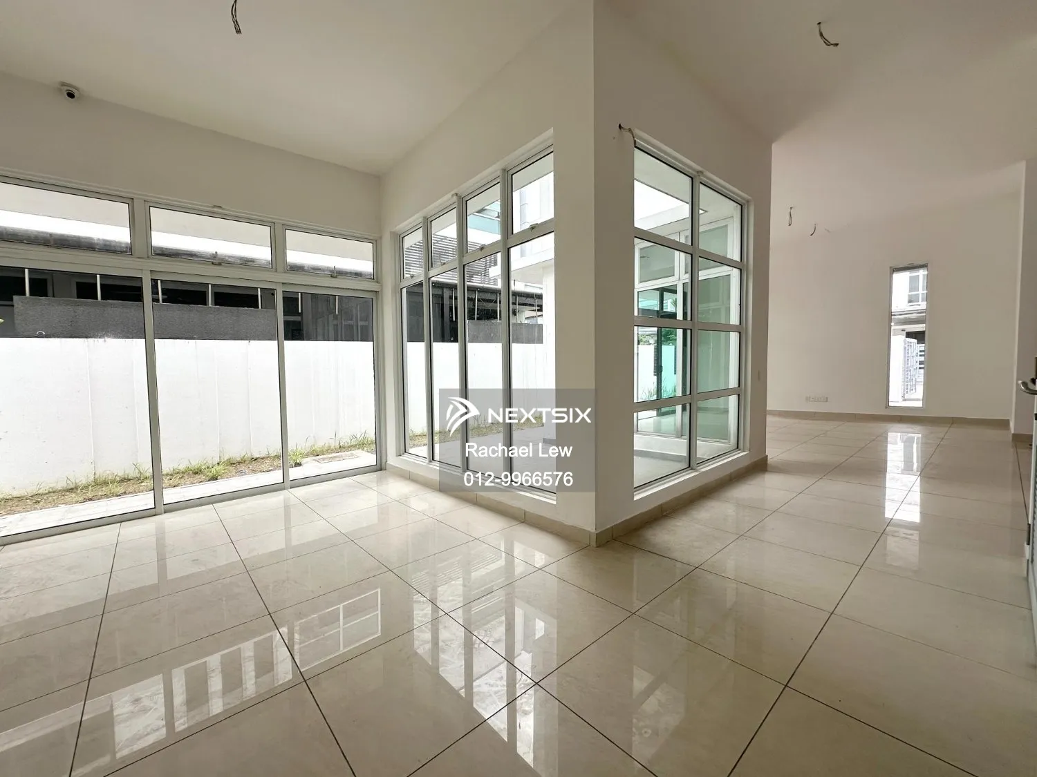 Semi-detached House For Sale in Setia Tropika Johor - Image 14