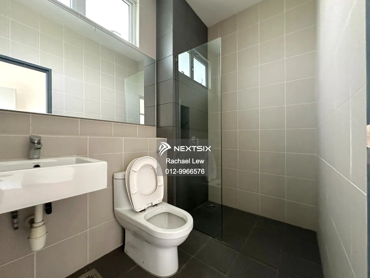 Semi-detached House For Sale in Setia Tropika Johor - Image 6