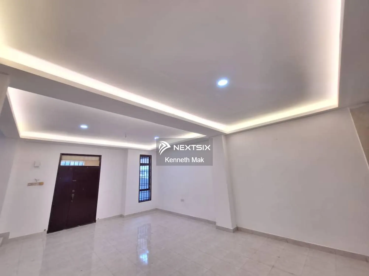 BIG 2 STOREY 22x75 @ The Garden Residency, Bandar Seri Alam - RENOVATED!