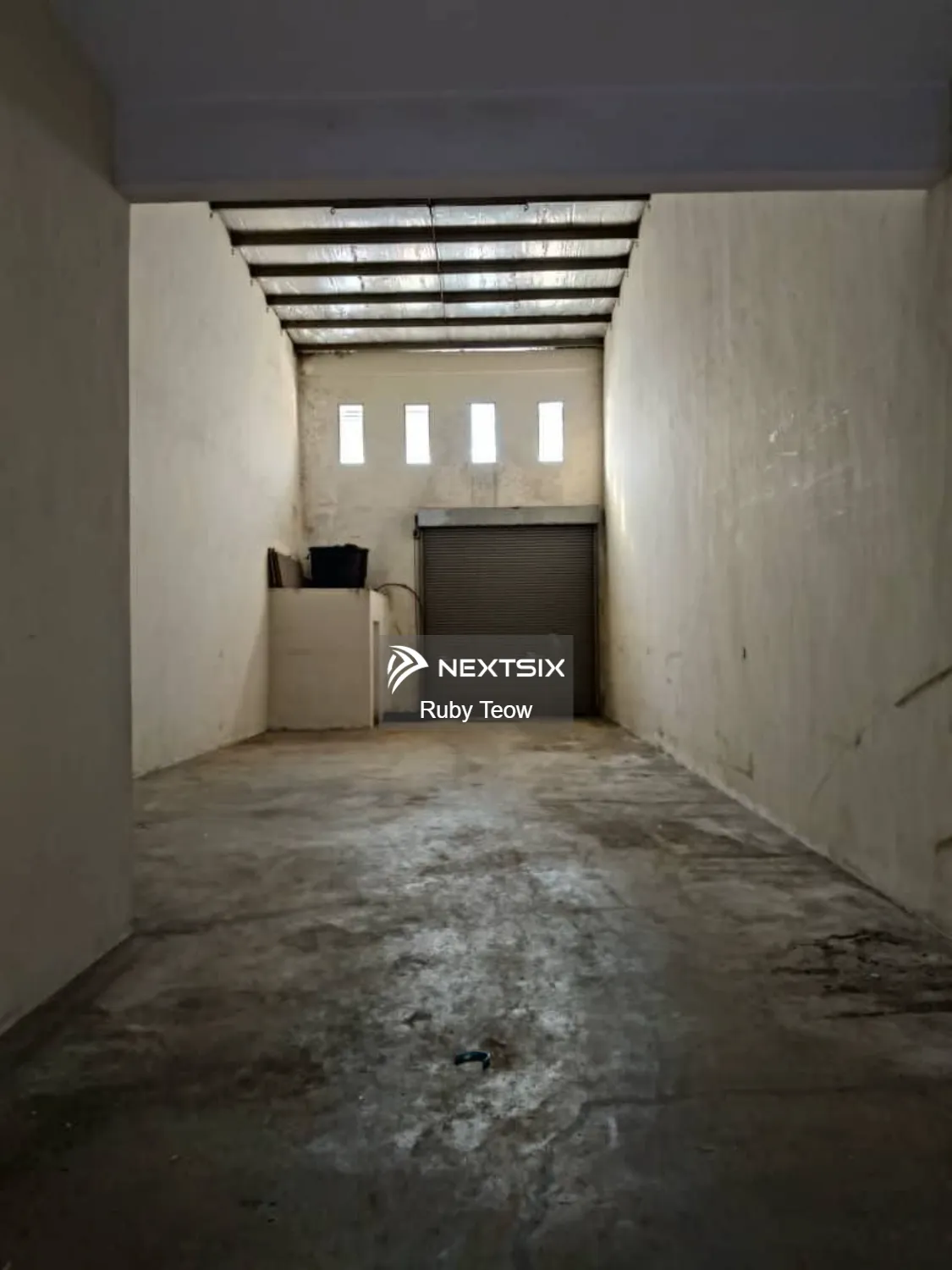 Taman Mount Austin - 1.5 Sty Terrace Factory for Rent