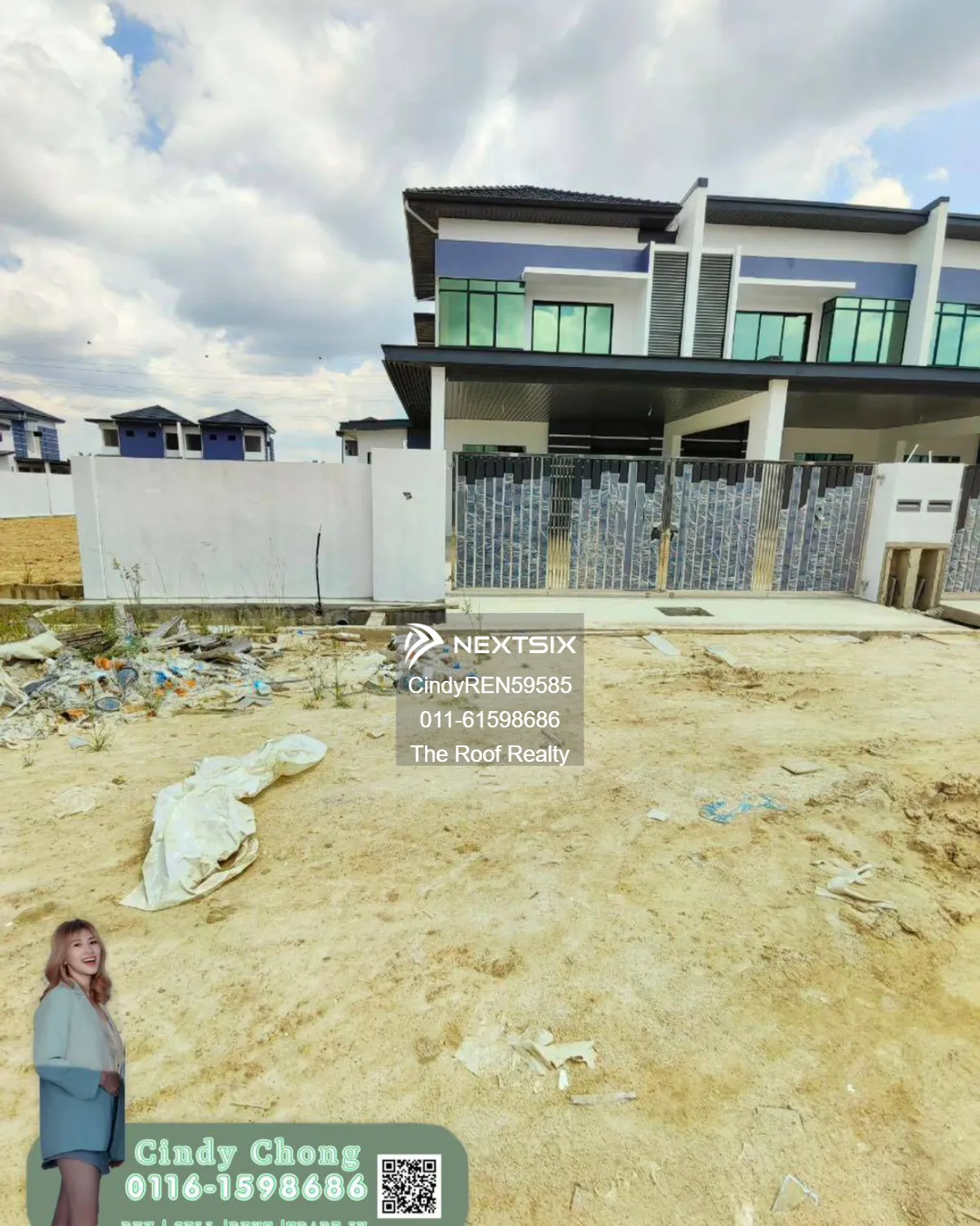 Double Storey Terrace Corner House - Richmond Park