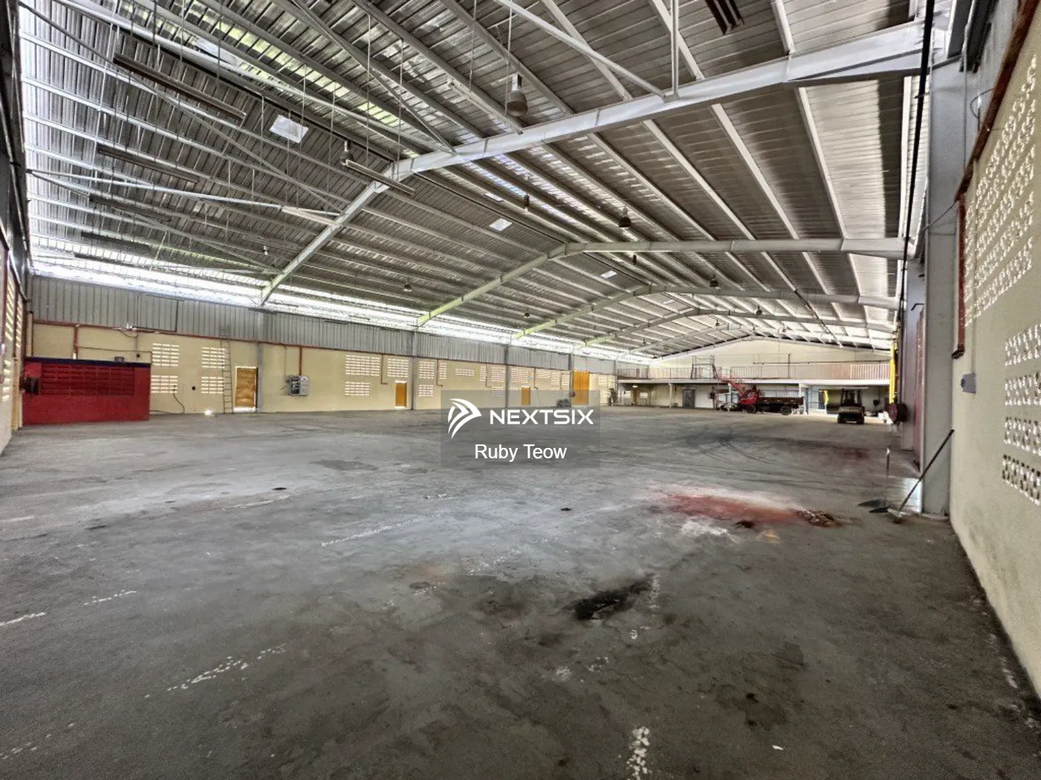 Sungai Tiram - 1.5 Sty Detached Factory for Rent