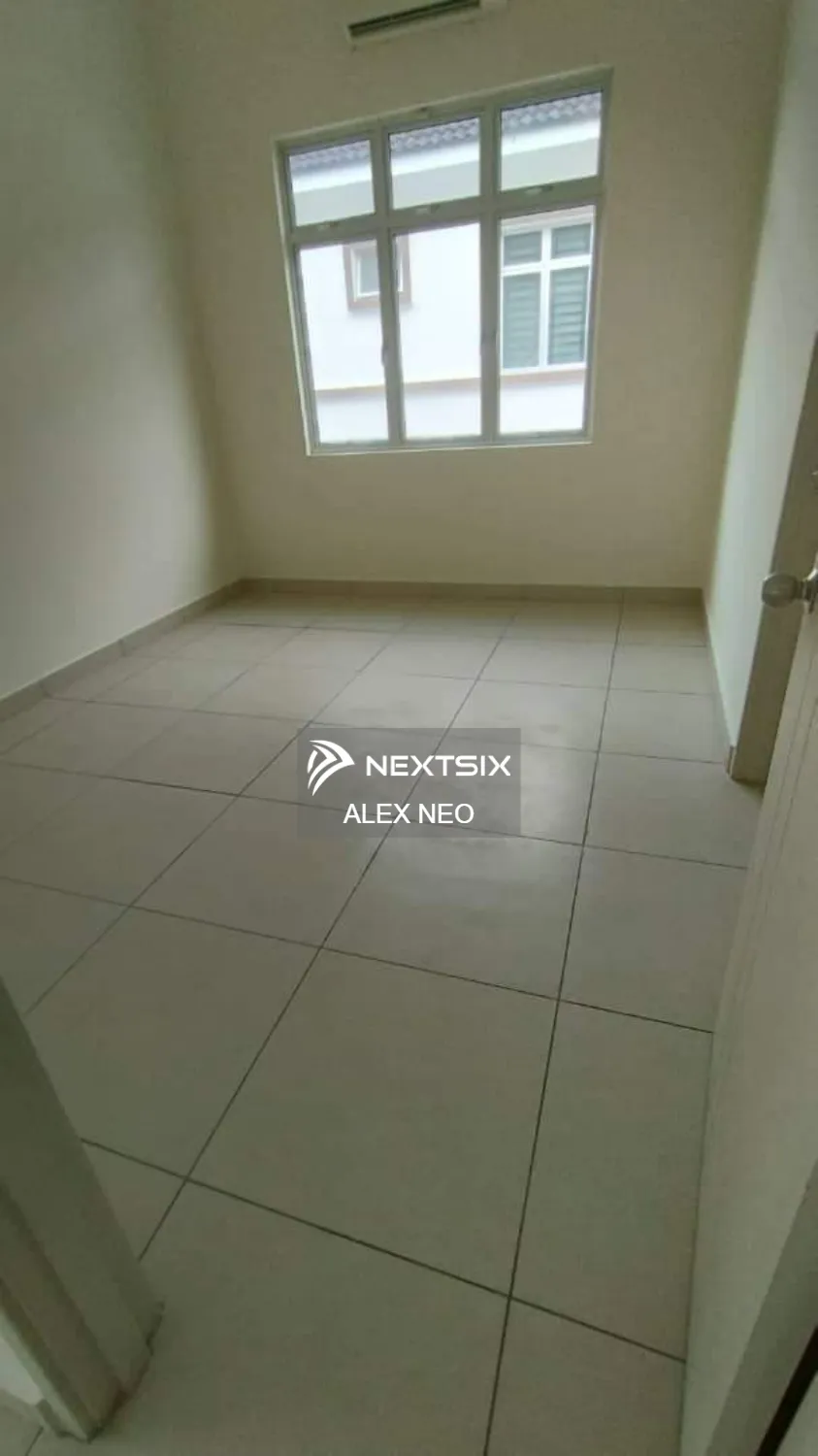 Semi-detached House For Sale in Iskandar Puteri (Nusajaya) Johor - Image 6