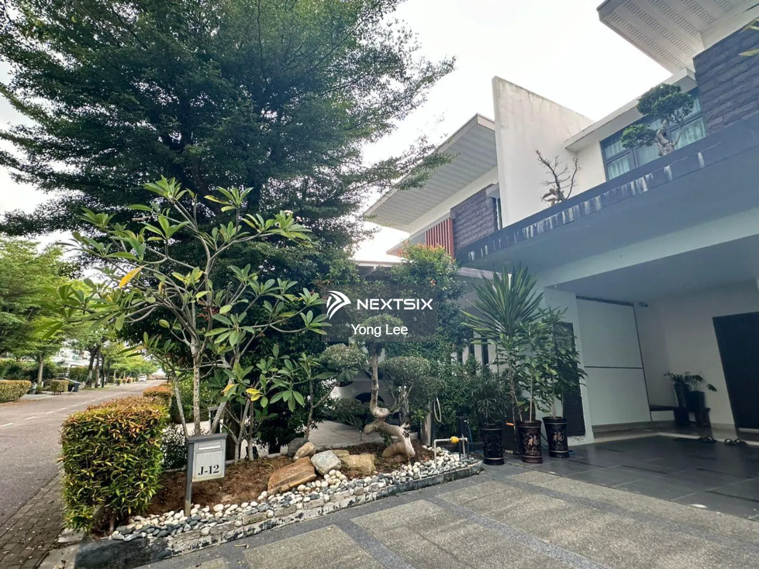 The Straits View Residences@Permas Jaya