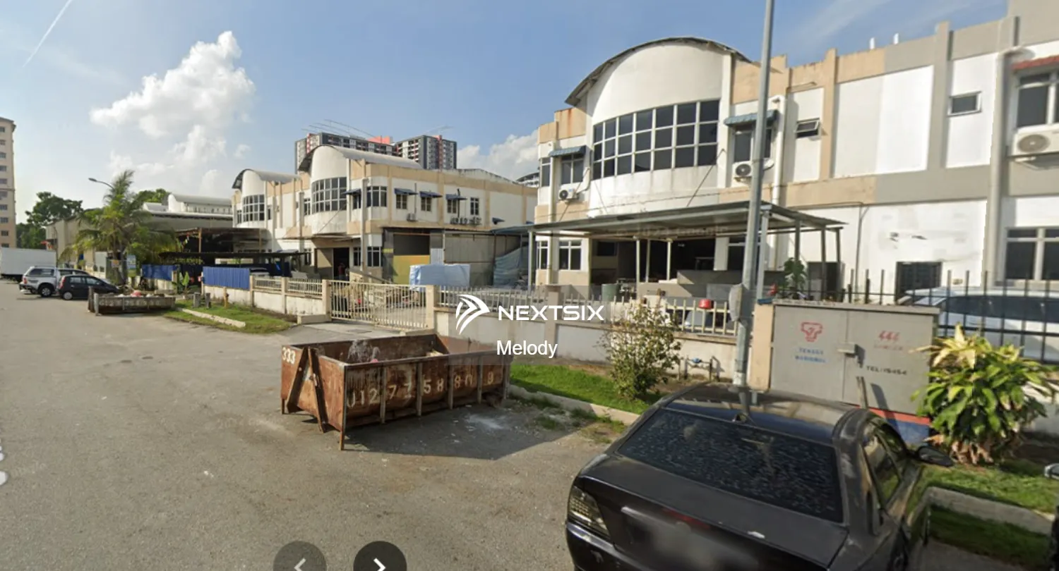 PUCHONG TAMAN MAS 1.5 STY SEMI D FACTORY FOR RENT