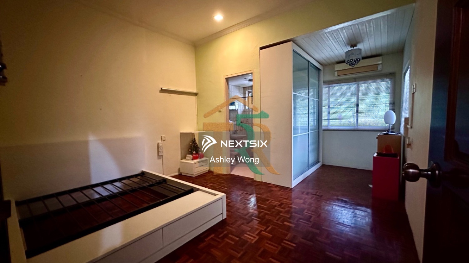 Bungalow For Sale in Kuching Sarawak - Image 6
