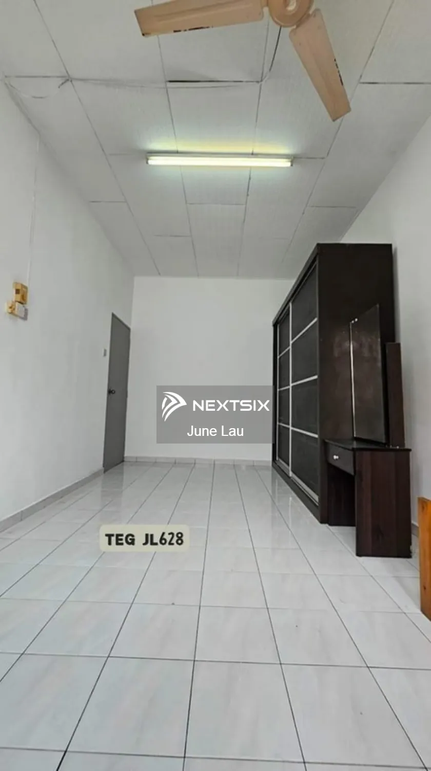 2-sty Terrace/Link House For Sale in Klang Selangor - Image 7