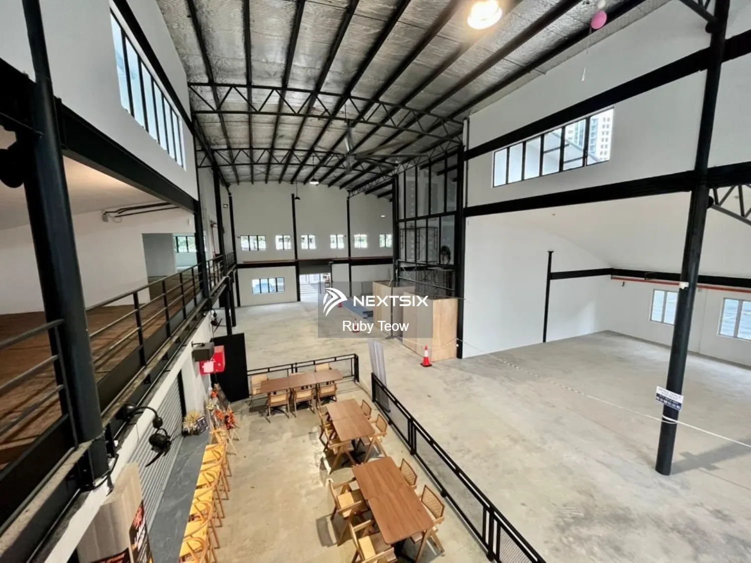 Mount Austin - Commercial Space For Rent