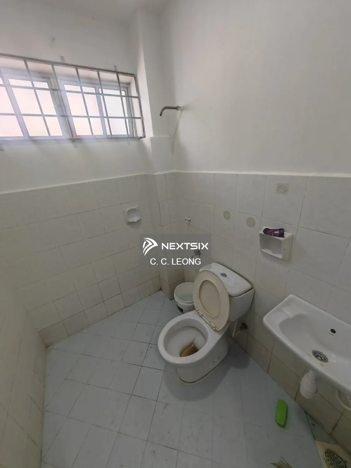 Semi-detached House For Sale in Ayer Keroh Melaka - Image 9