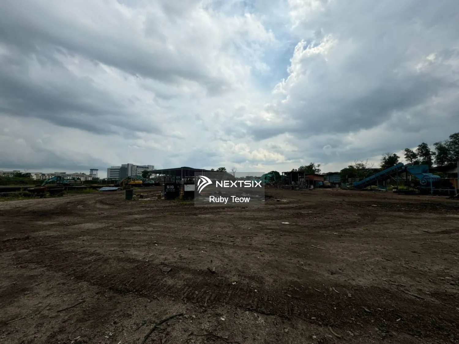 Pasir Gudang - Medium Industrial Land For Sale