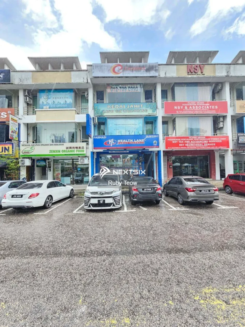 Taman Daya - 3 Sty Shop Lot (Intermediate) For Rent