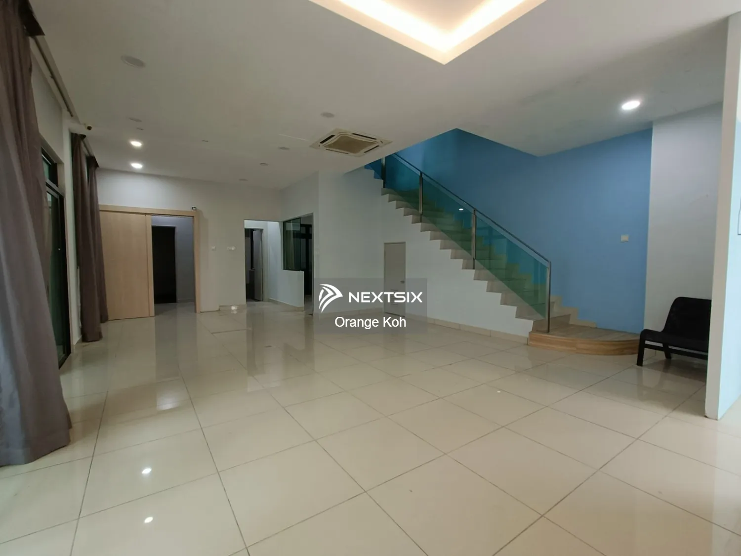 3 Storey Cluster House @ Mutiara Rini For Sale