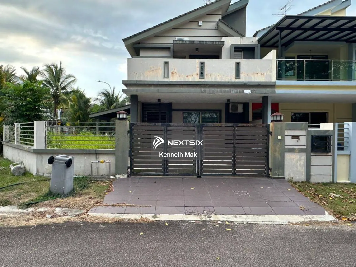Double Storey @ Emery Seri Austin Hills - UNBLOCK VIEW RENOVATED CORNER