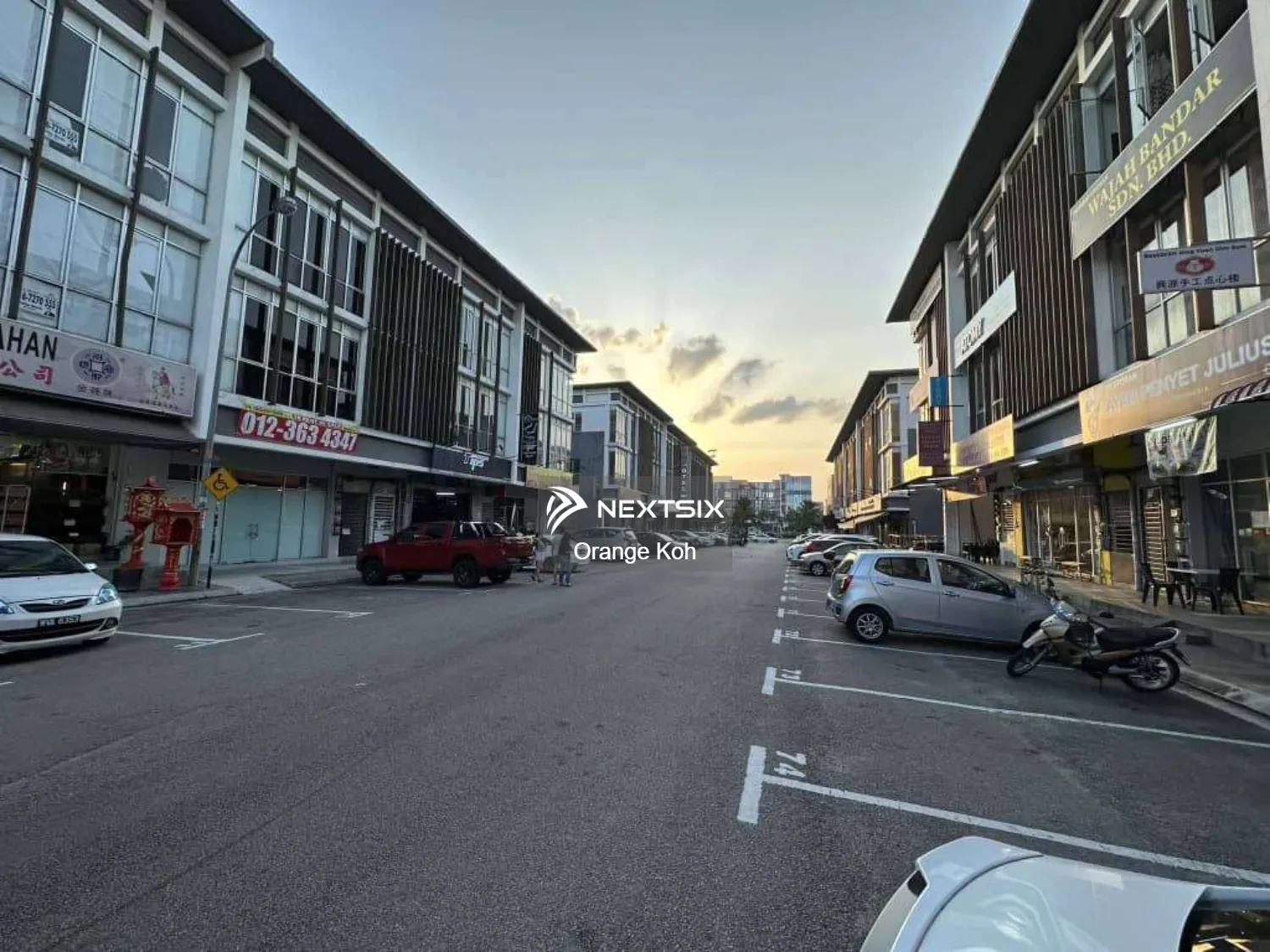 3 Storey Shoplot @ Kota Puteri For Sale