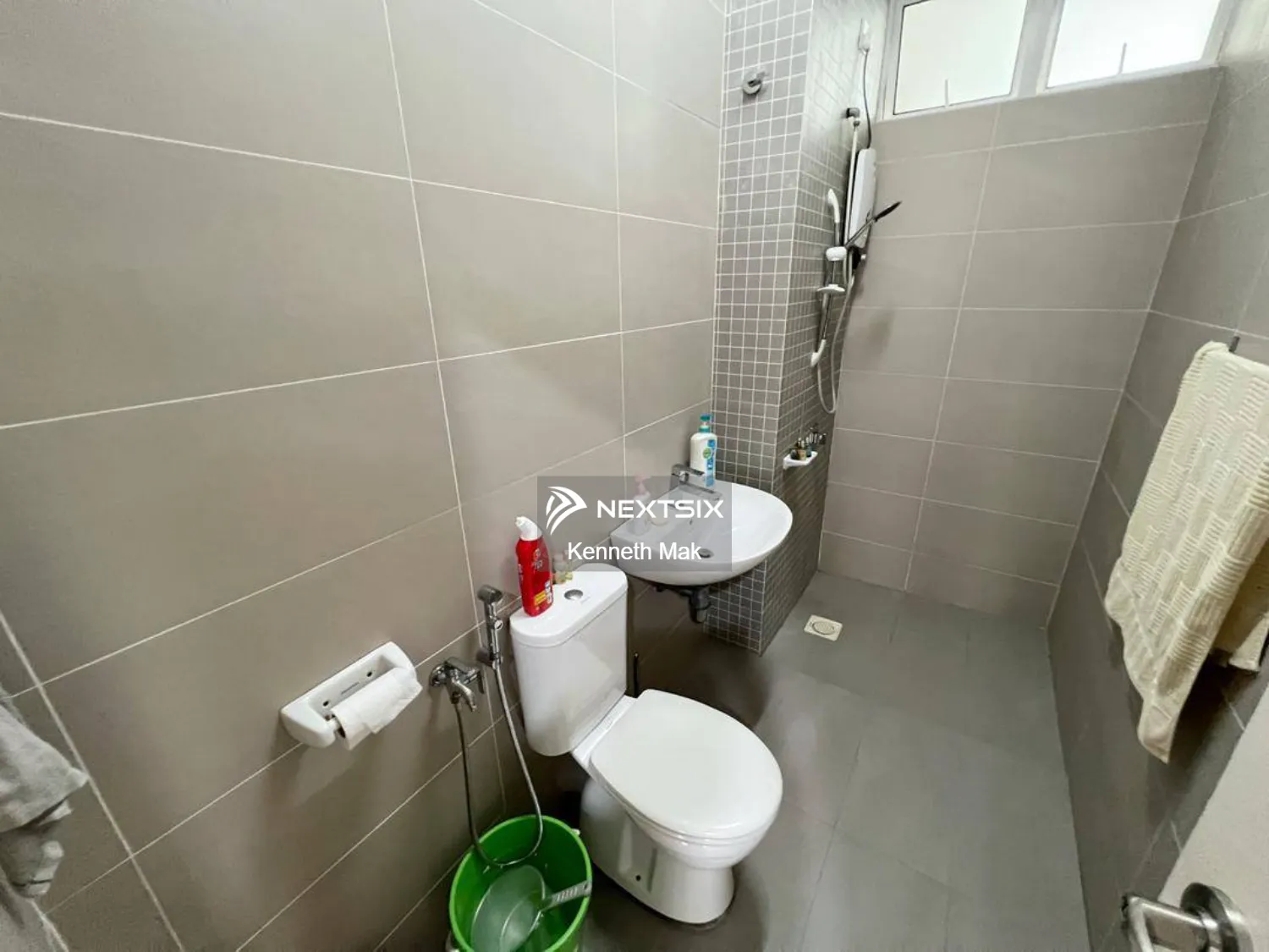 Semi-detached House For Sale in Senibong Johor - Image 19
