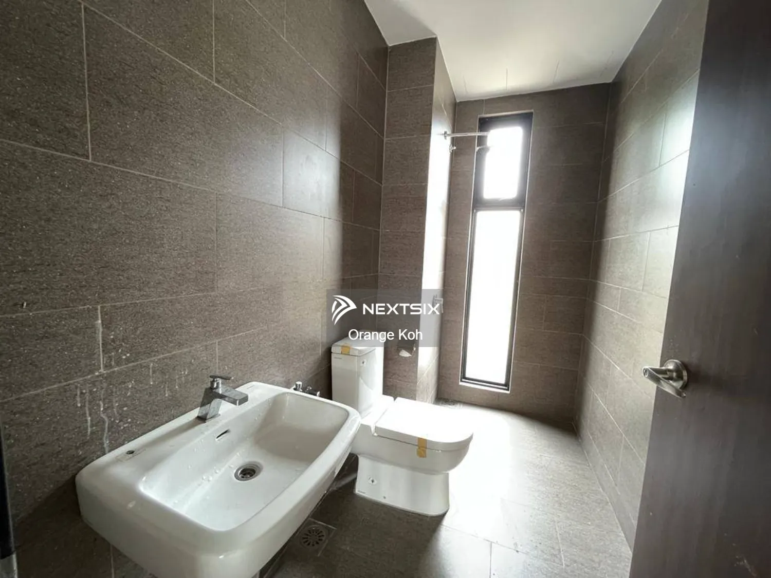 Semi-detached House For Sale in Ulu Tiram Johor - Image 7