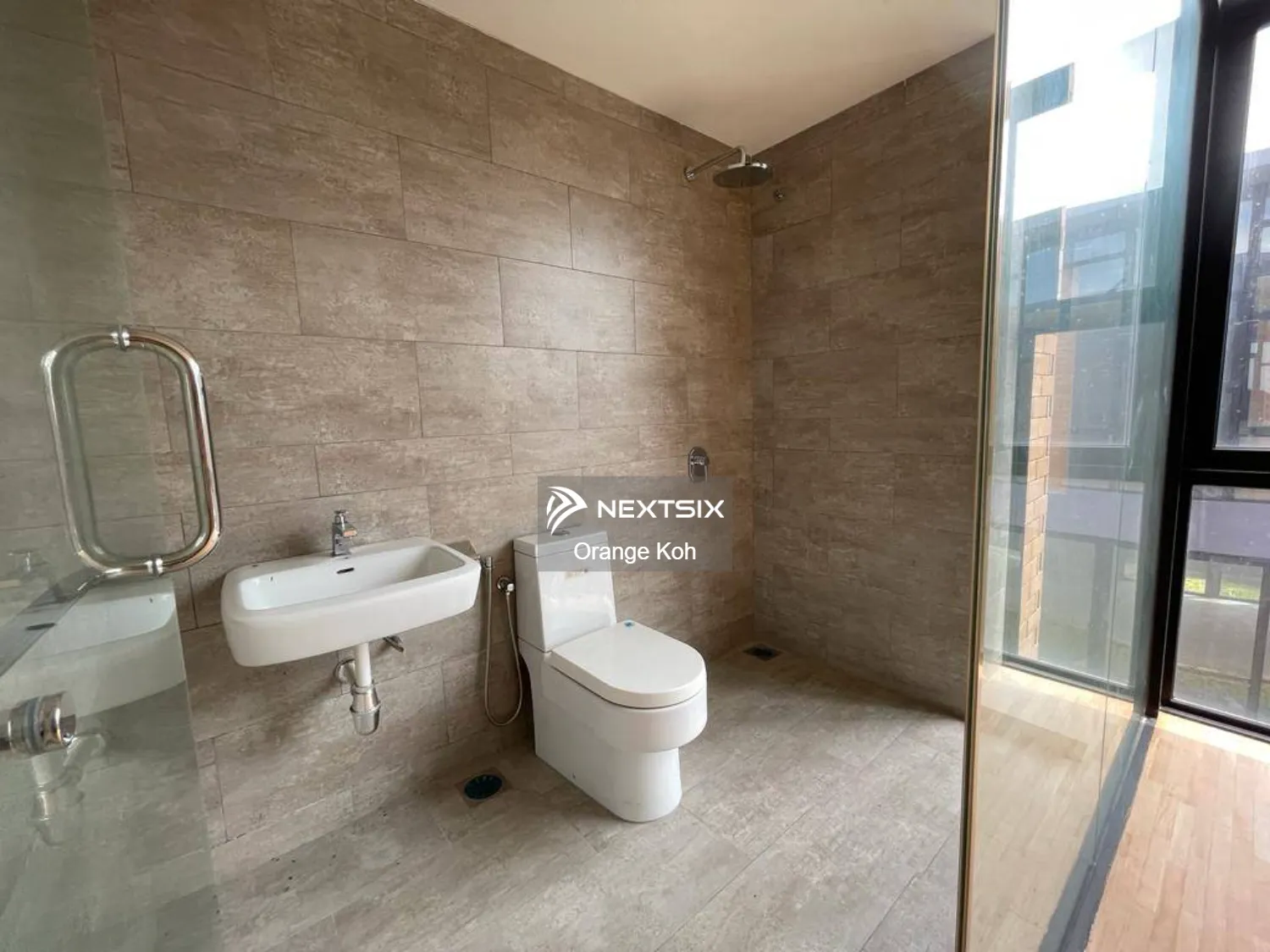 Semi-detached House For Sale in Ulu Tiram Johor - Image 8