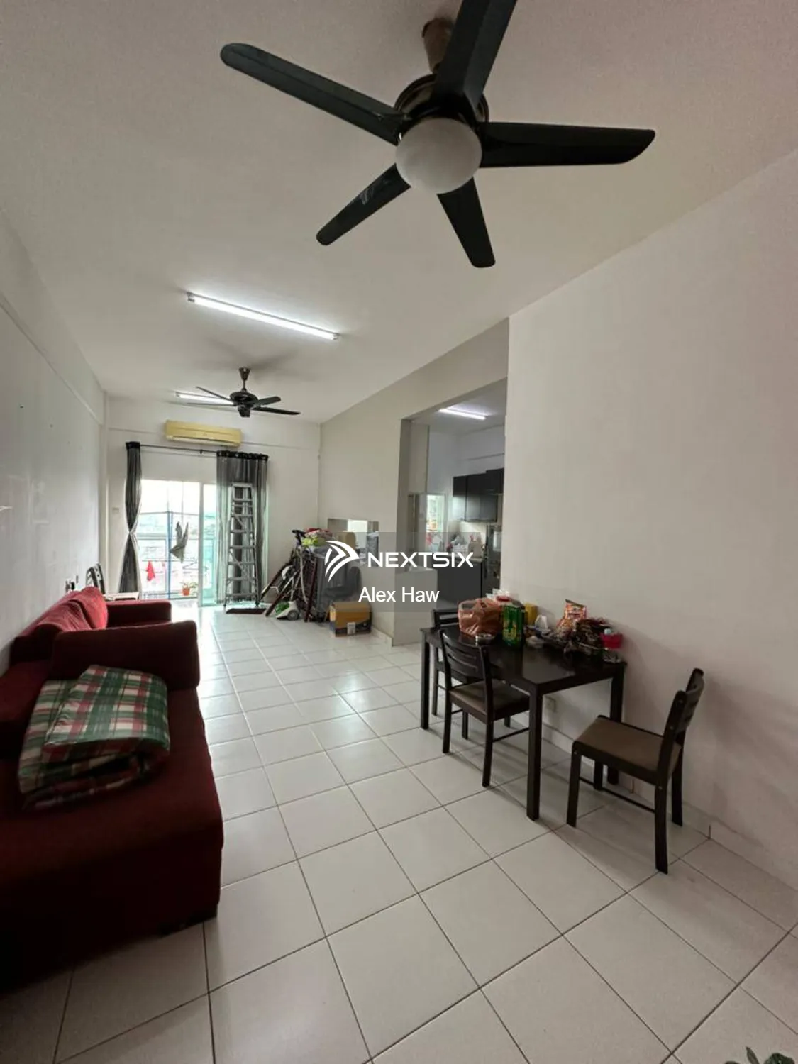 First Residence (Residensi Unggul)