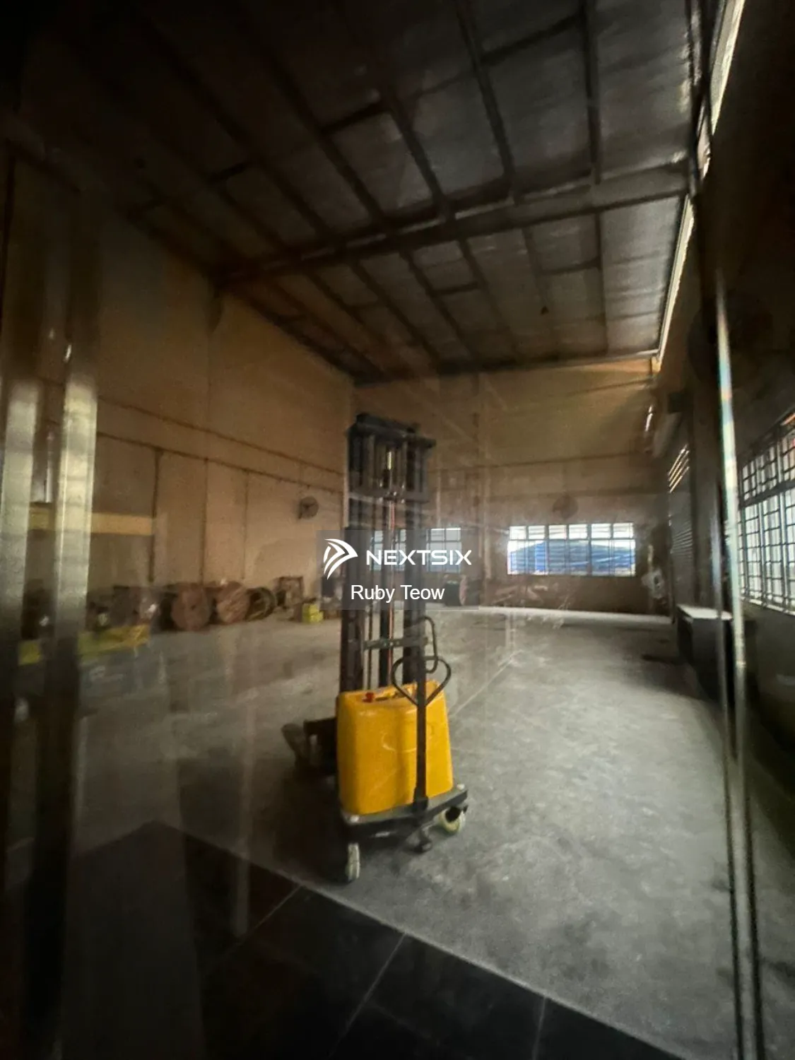 Nusa Cemerlang - Semi-Detached Factory for Sale or Rent