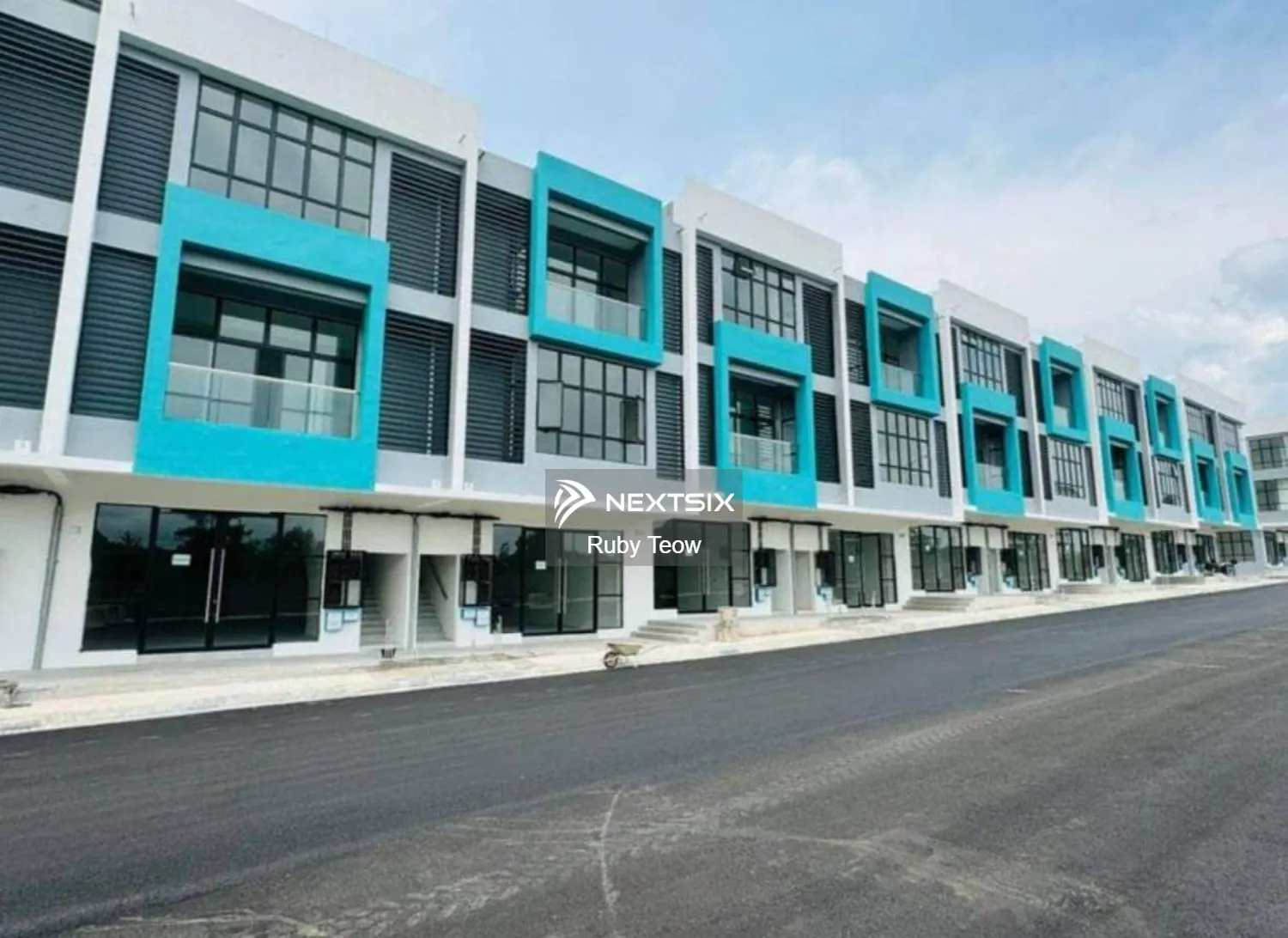 Indah Prime - 3 Sty Shop Lot (Ground Floor Only) For Rent