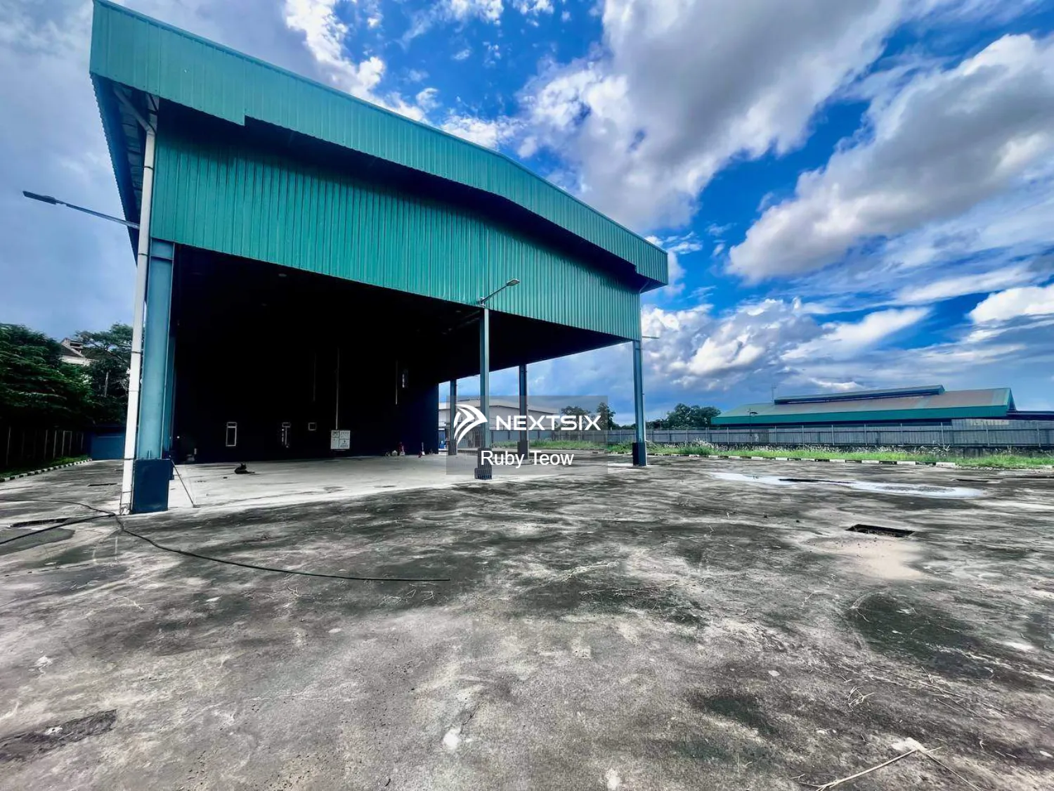 Pasir Gudang - 1 Sty Open-shade Detached Factory with Office for Sale