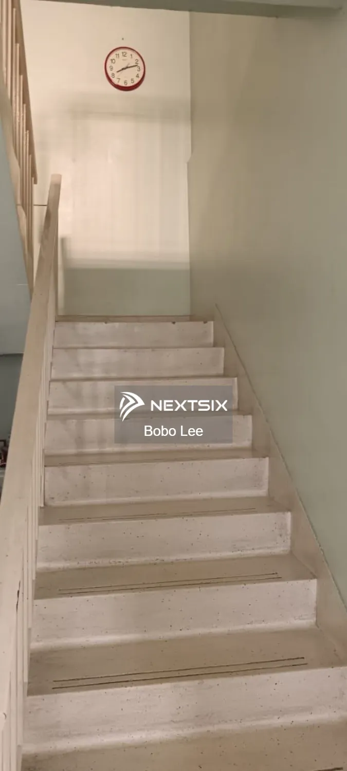 Semi-detached House For Sale in OUG Wilayah Persekutuan Kuala Lumpur - Image 9