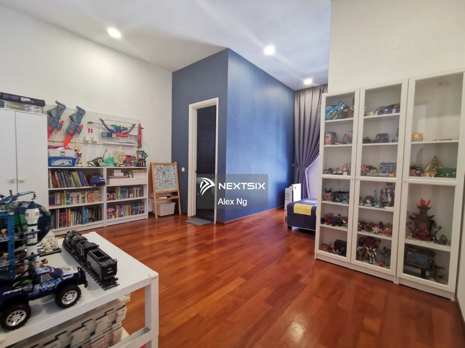 Semi-detached House For Sale in Johor Bahru Johor - Image 9