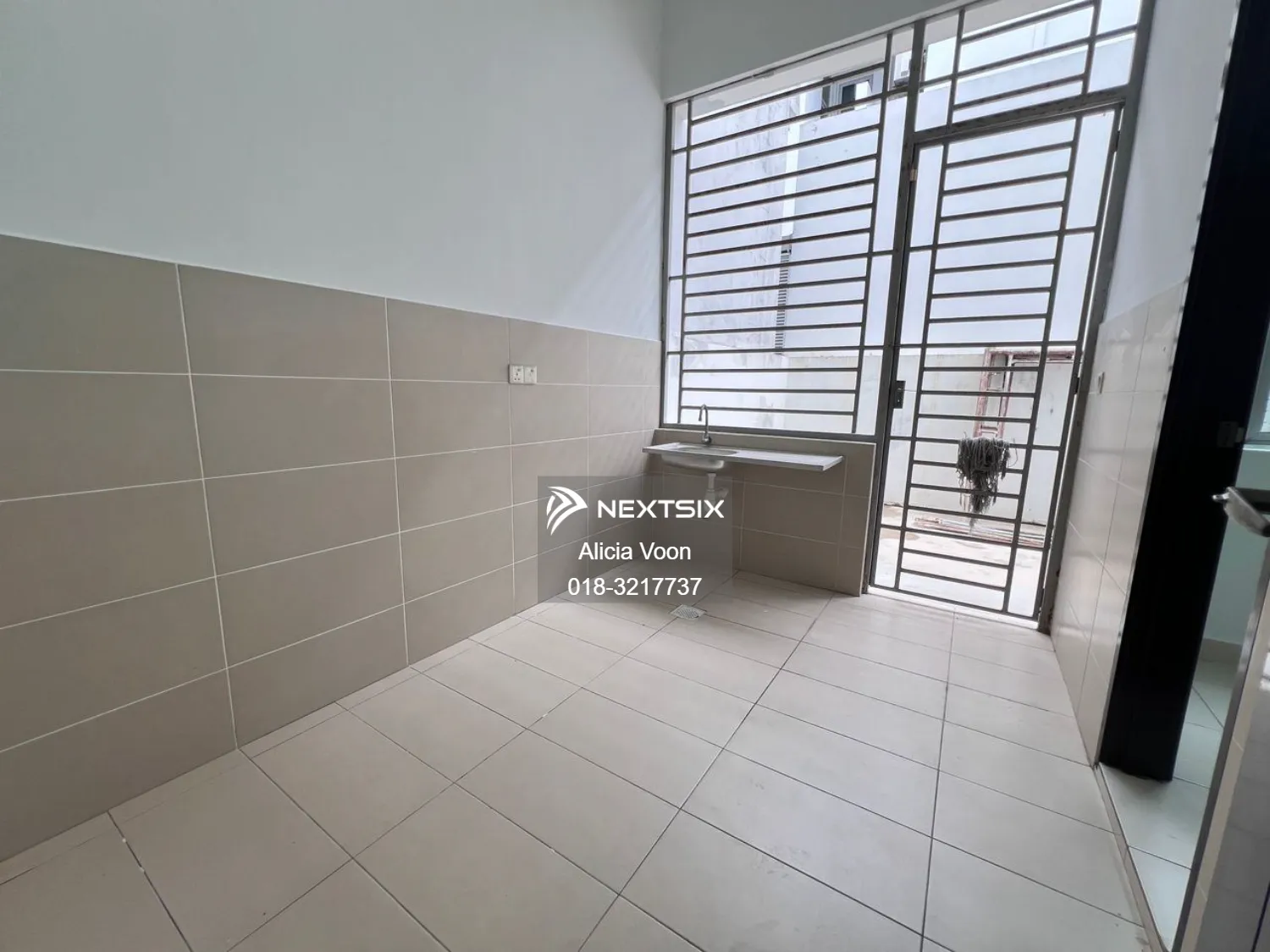 Semi-detached House For Sale in Johor Bahru Johor - Image 9