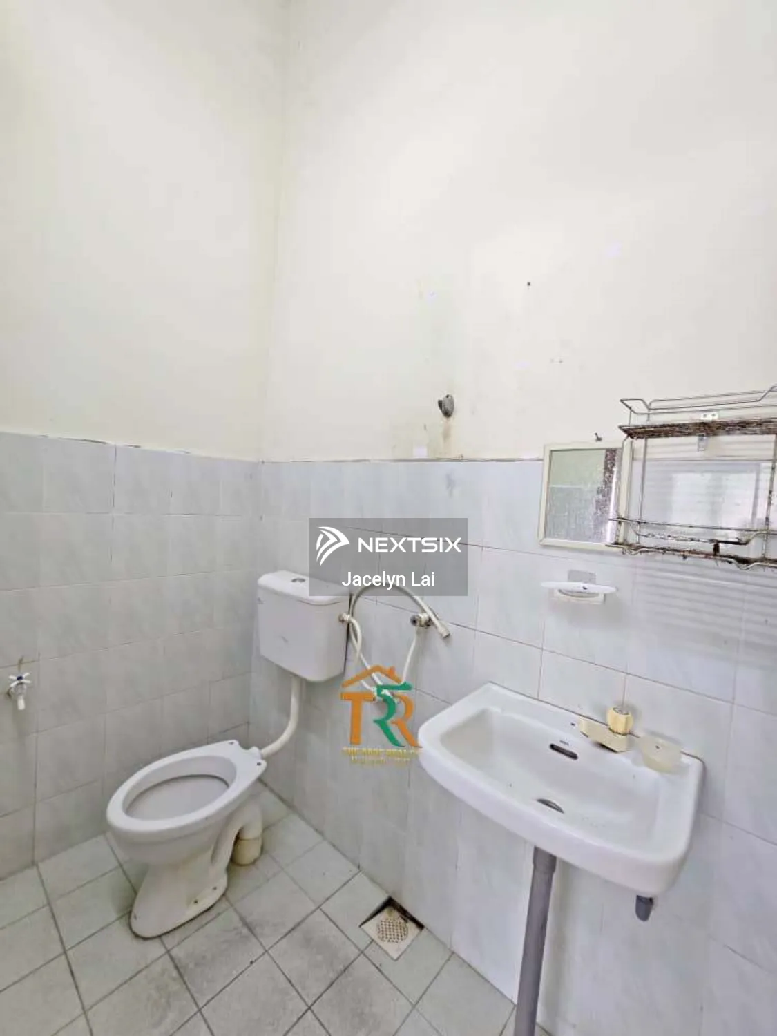 1-sty Terrace/Link House For Sale in Batu Pahat Johor - Image 4