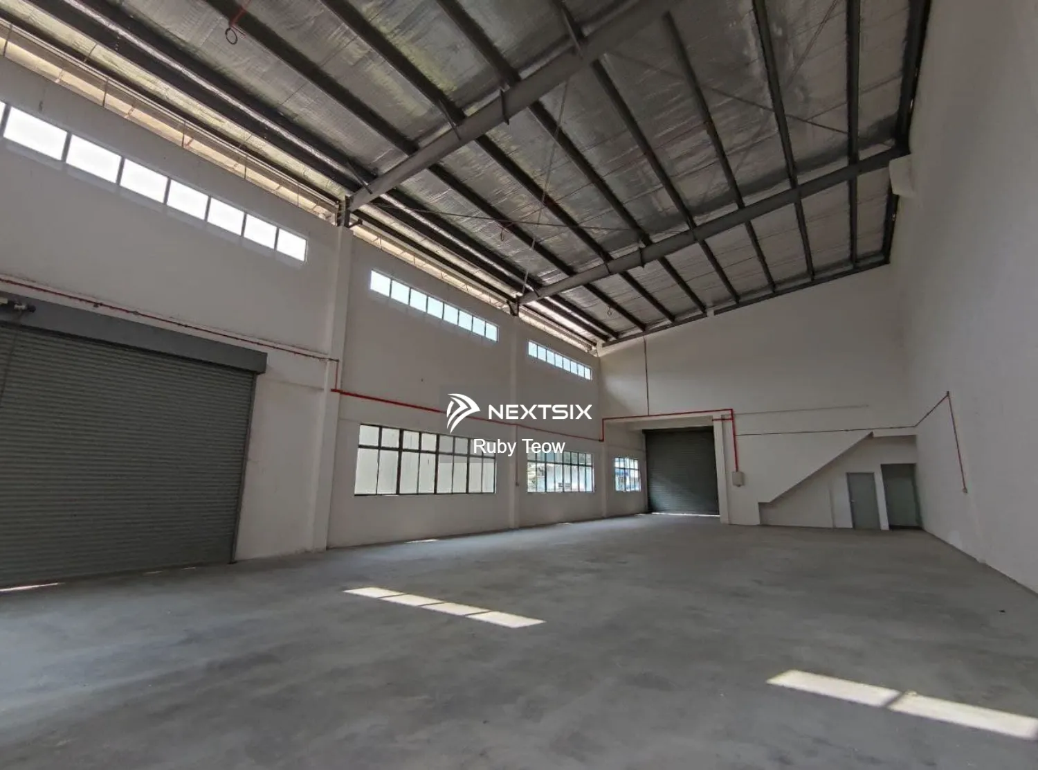 Taman Perindustrian Cemerlang - 1.5 Storey Semi-Detached Factory for Rent