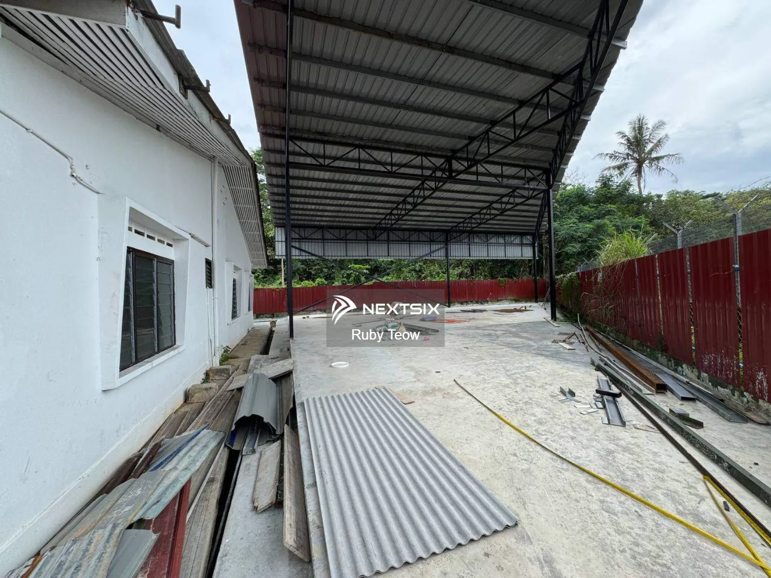 Kawasan Perindustrian Pandan - 1 Sty Open-shed Factory with Dormitory for Rent