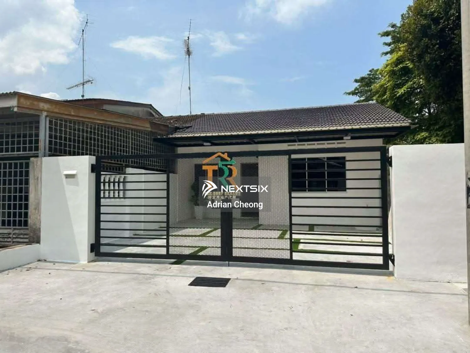 Batu Pahat Single Storey End Lot