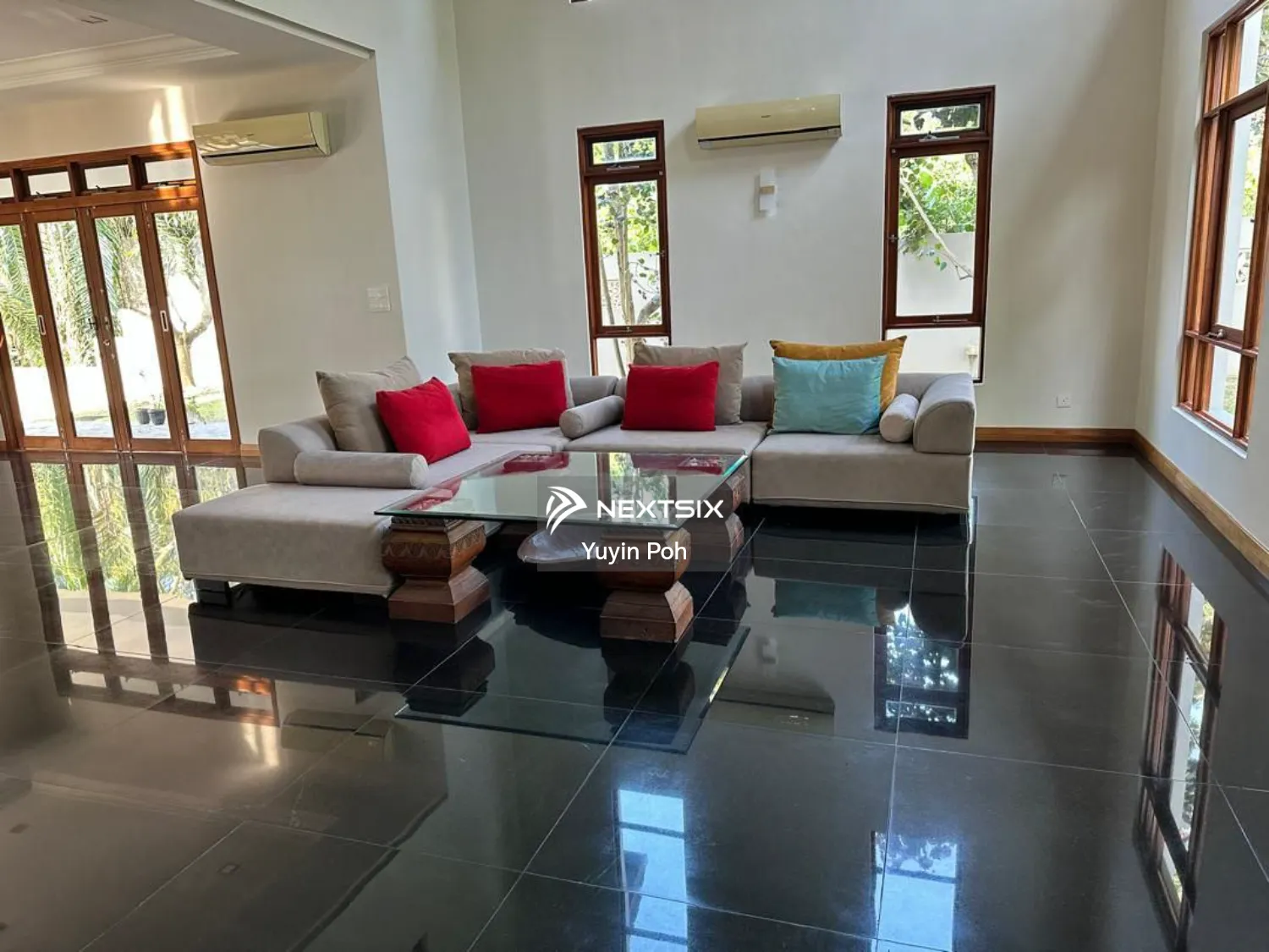 Ledang Heights Villa with Swimming Pool