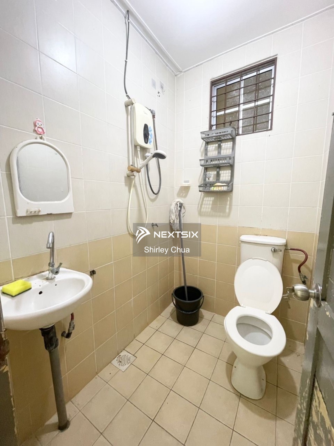 1-sty Terrace/Link House For Sale in Kota Samarahan Sarawak - Image 8