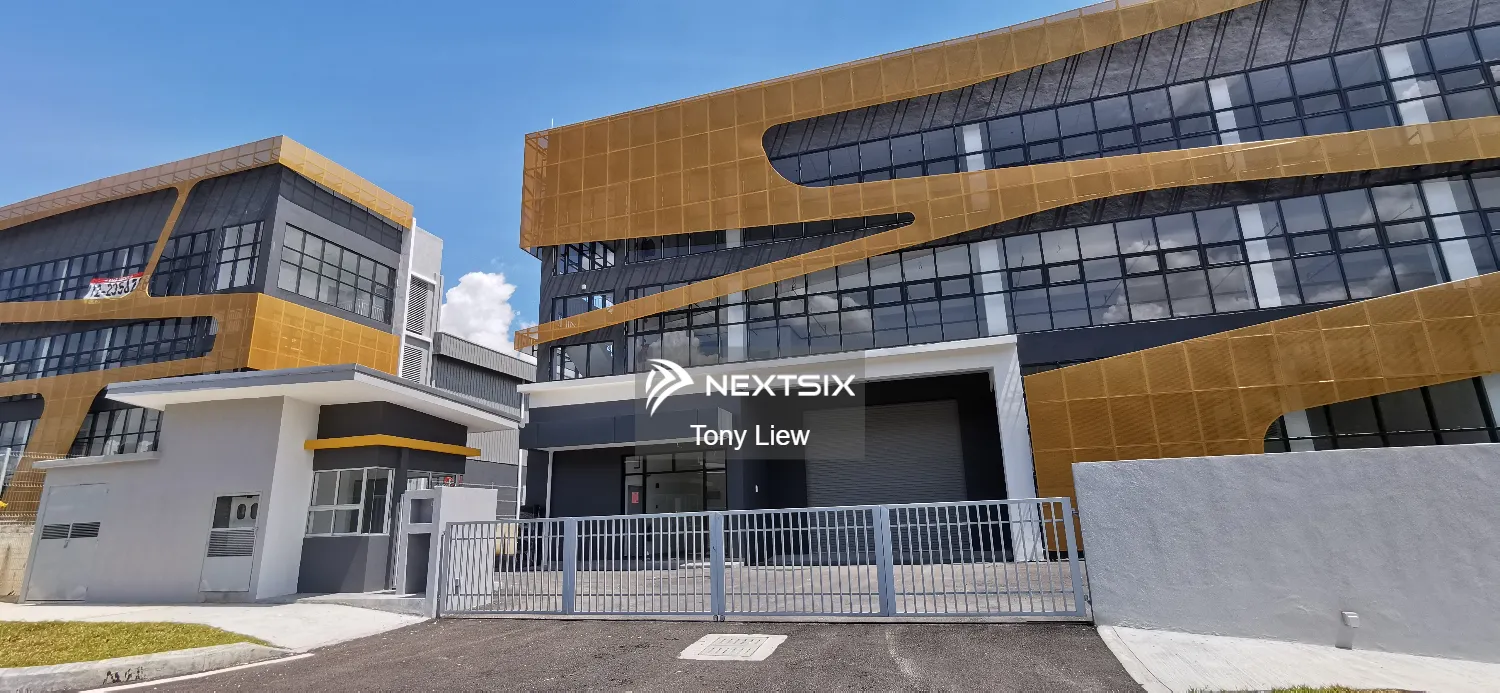 Semi-D Factory For Sale in Alam Impian Selangor