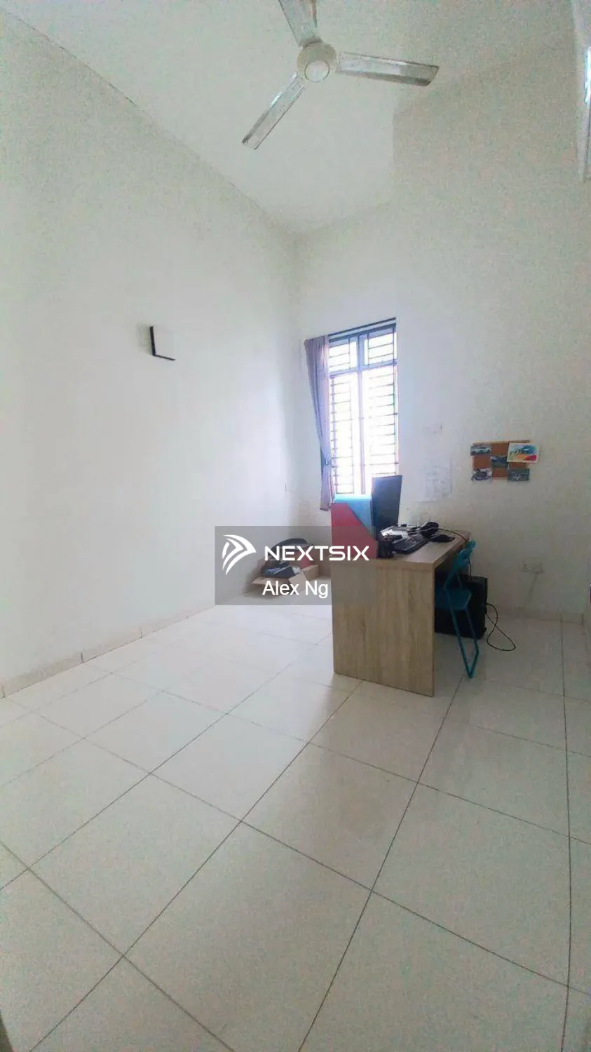2-sty Terrace/Link House For Sale in Iskandar Puteri (Nusajaya) Johor - Image 6