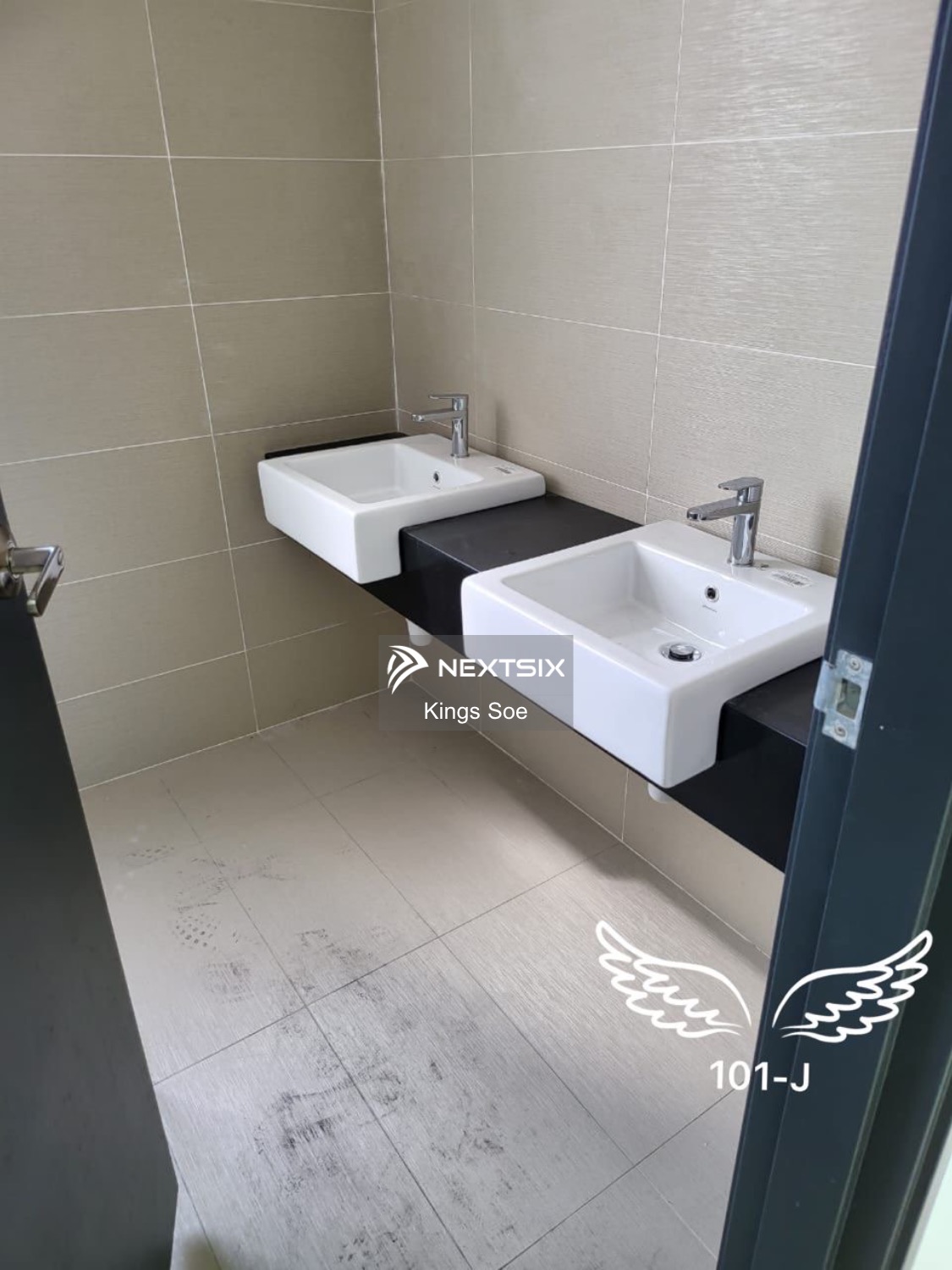 Semi-detached House For Sale in Klang Selangor - Image 3