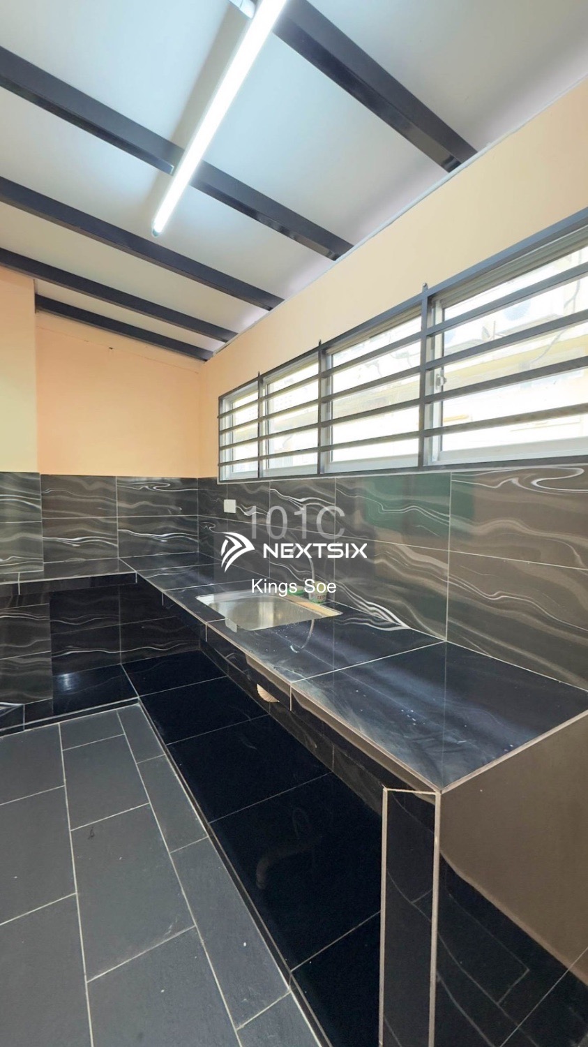 2-sty Terrace/Link House For Rent in Klang Selangor - Image 3