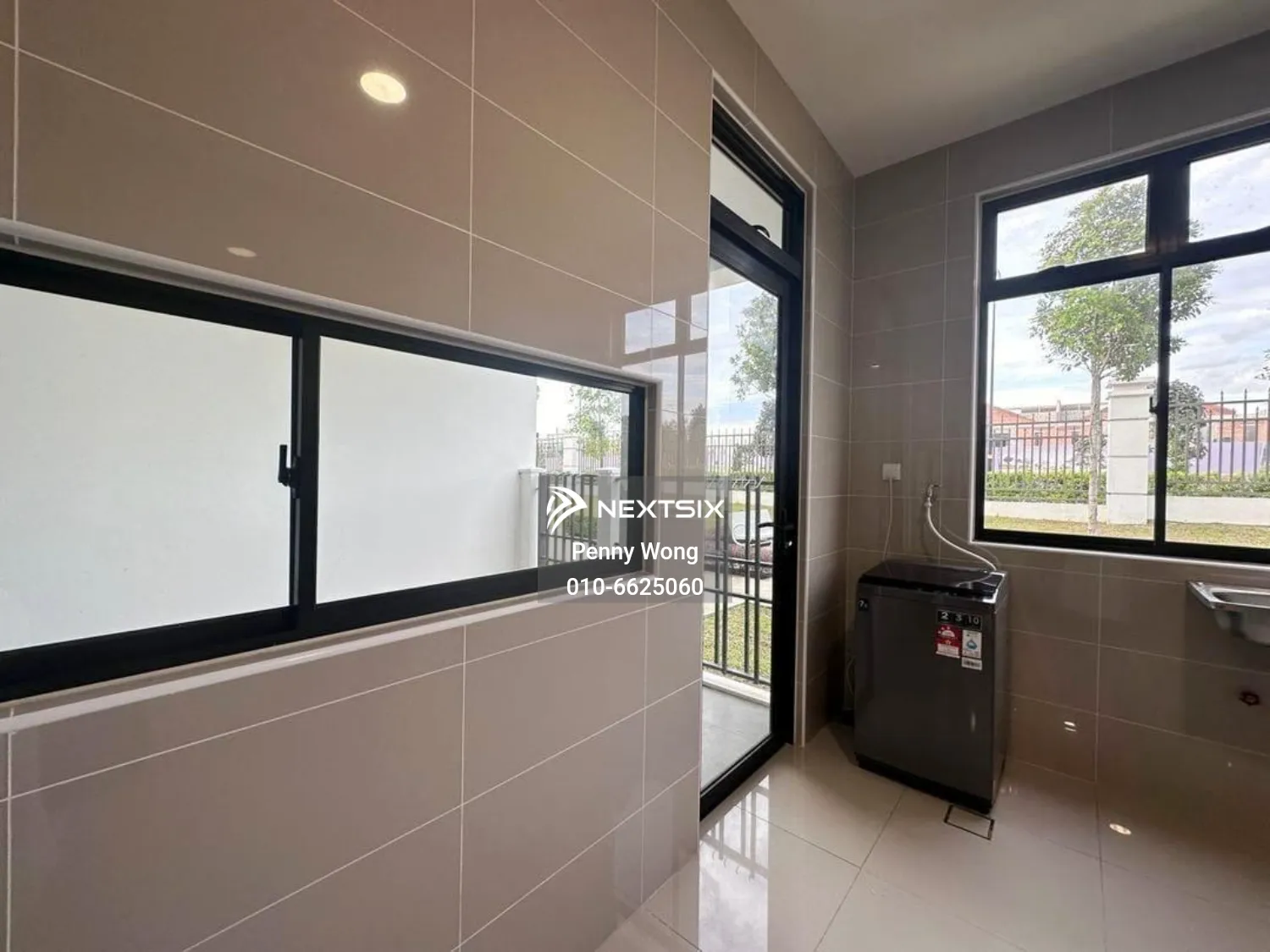2-sty Terrace/Link House For Sale in Setia Indah Johor - Image 10