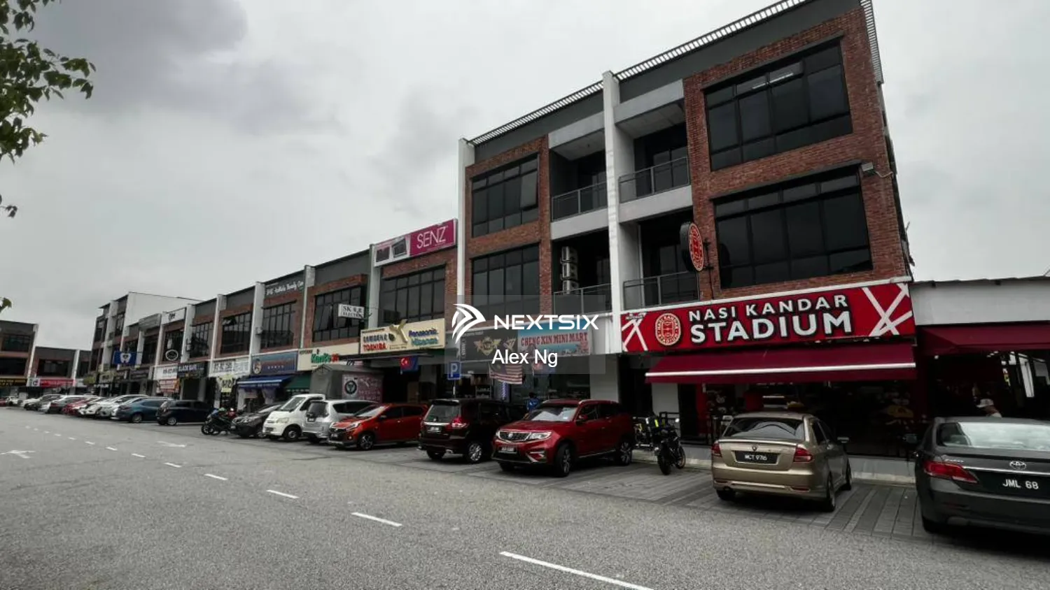 Avenue 68 Gelang Patah