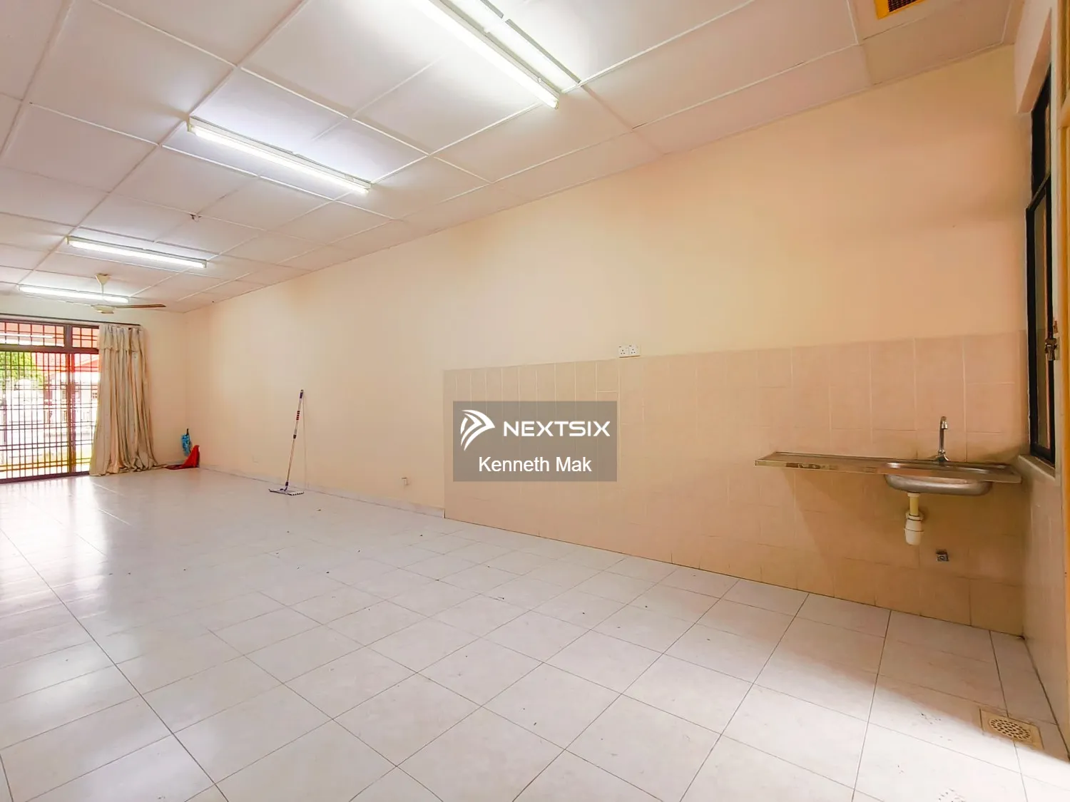 1.5-sty Terrace/Link House For Sale in Ulu Tiram Johor - Image 5