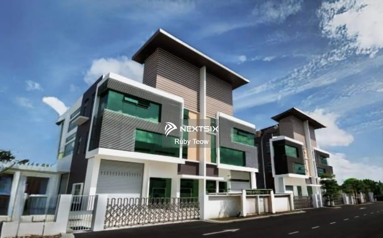i-Seasons Park - 2.5 Storey Semi-Detached Factory (Tenanted) for Sale