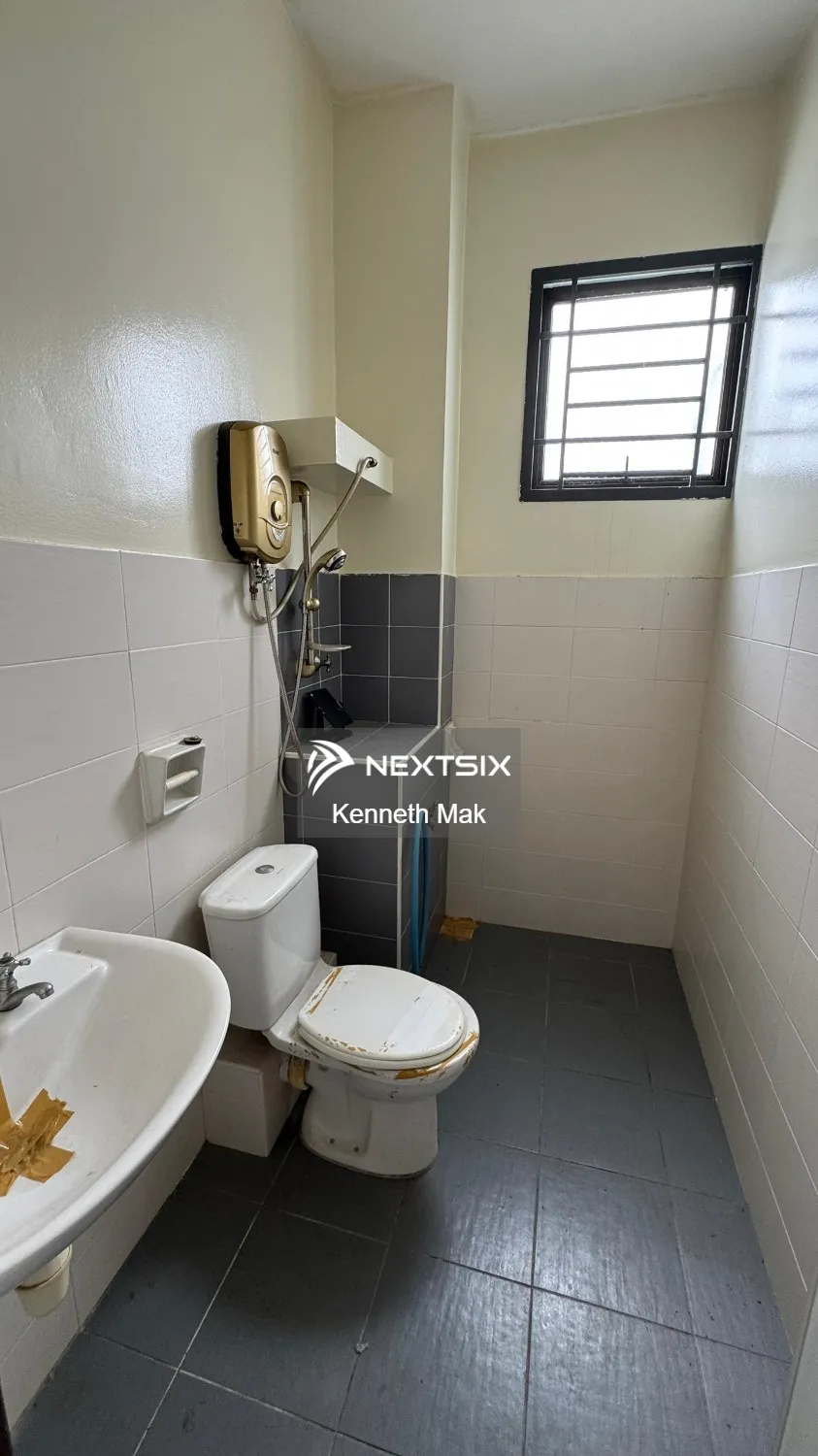 2-sty Terrace/Link House For Sale in Iskandar Puteri (Nusajaya) Johor - Image 9